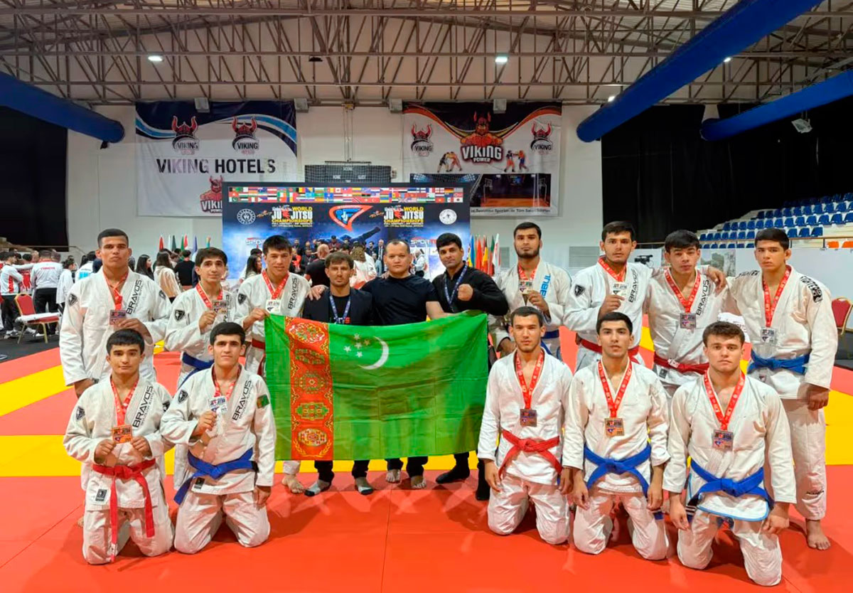 Türkmenistanyň türgenleri jiu-jitsu boýunça dünýä çempionatynda birinji orny eýelediler